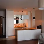 Apartment Warsaw Break *